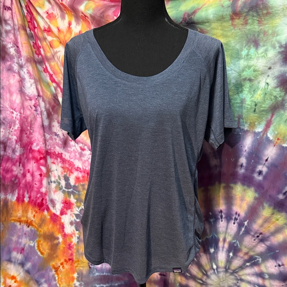 NEW PARAGONIA WIDE NECK TSHIRT🌸